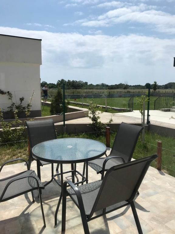 Курортные отели Imperial Resort Улцинь