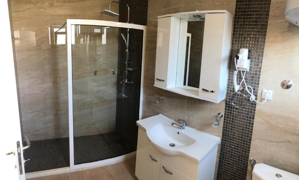 Курортные отели Imperial Resort Улцинь